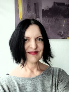 Annette van den Bergh